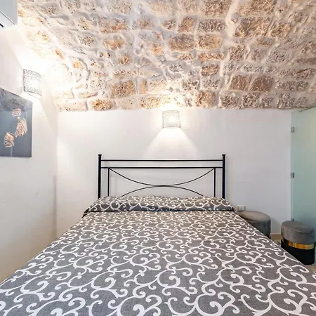 Holiday home Donna Alfa By Rentbeat