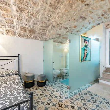 Holiday home Donna Alfa By Rentbeat